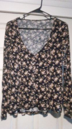 American Eagle Floral Slouch Pullover Sz S