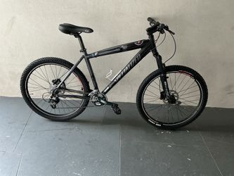 BICYCLE SPECIALIZED 24 SPEED SIZE 26 BRAND NEW