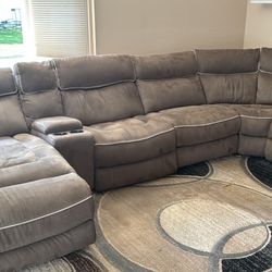 Sectional Couch 