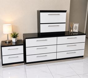 Dresser and 2 nightstands - Cรณmoda y 2 mesitas de noche