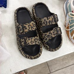 Brand New Never Worn 8.5