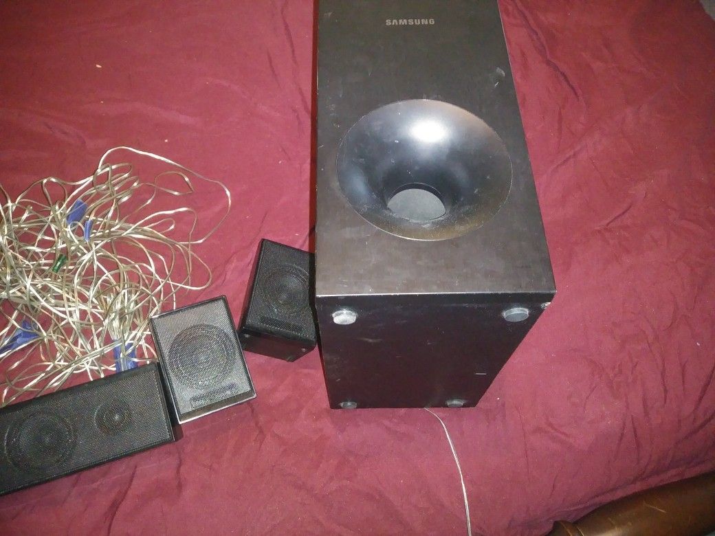 LG 32 in samsung bluray surround sound