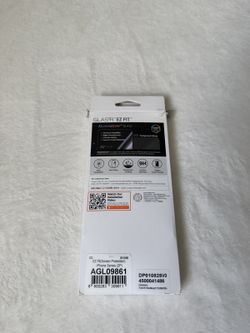 Spigen https://offerup.com/redirect/?o=R0xBUy50Ug== EZ Fit Screen Protector 2-Pack AGL09861 (iPhone Air) - New