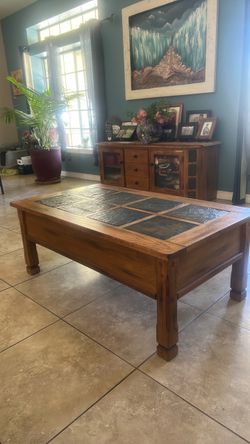 coffee table and coffee table