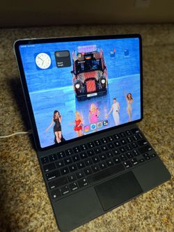 iPad pro 12.9in 4th generation