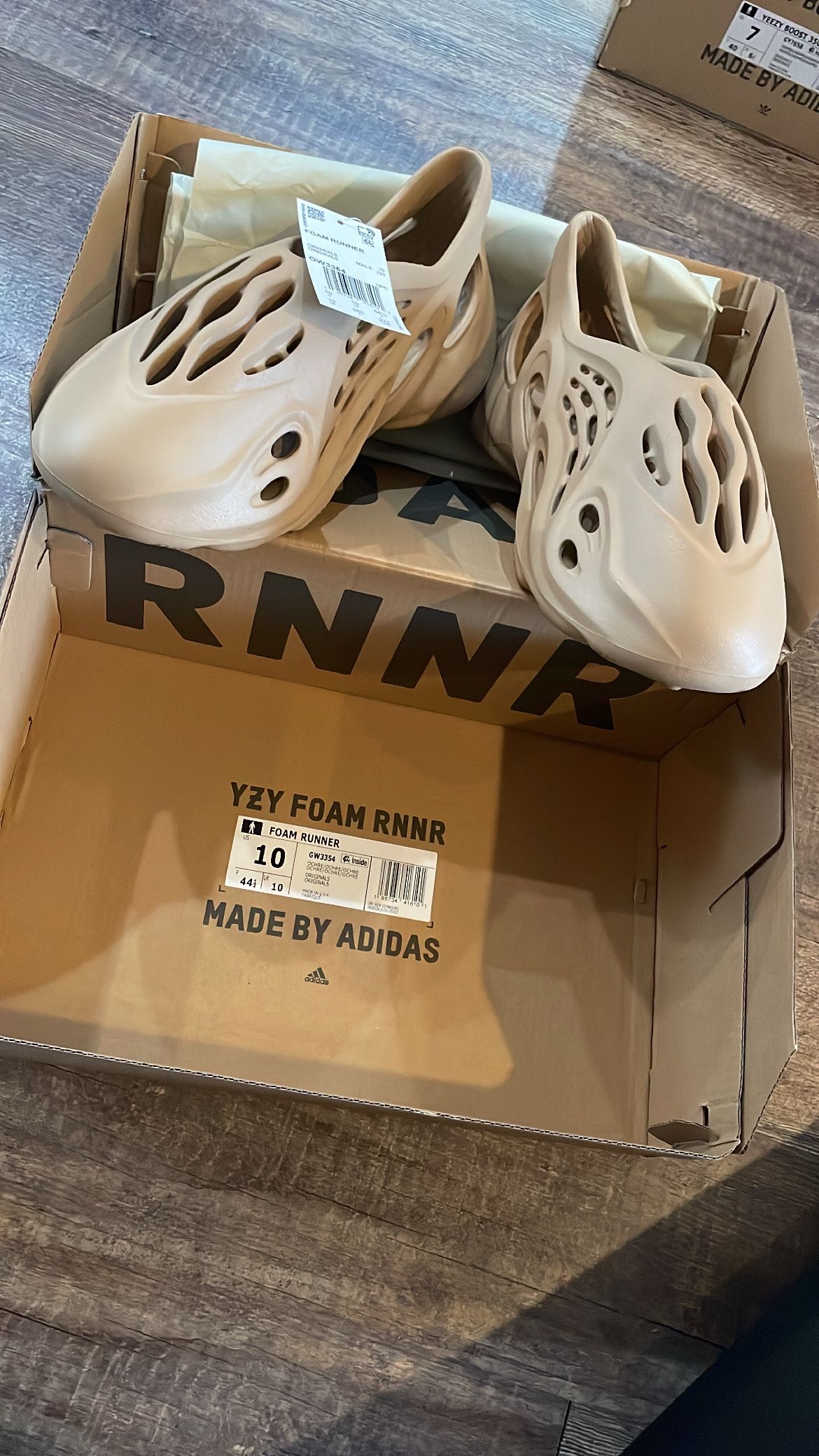 Brand New Adidas Yeezy Foam Runners