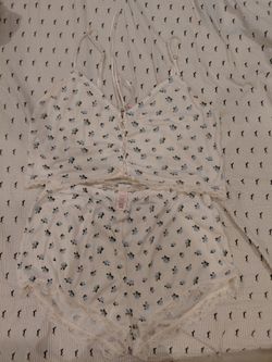 Victoria  Secret women's pajamas/home kit