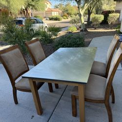 Dining Set can Deliver 
