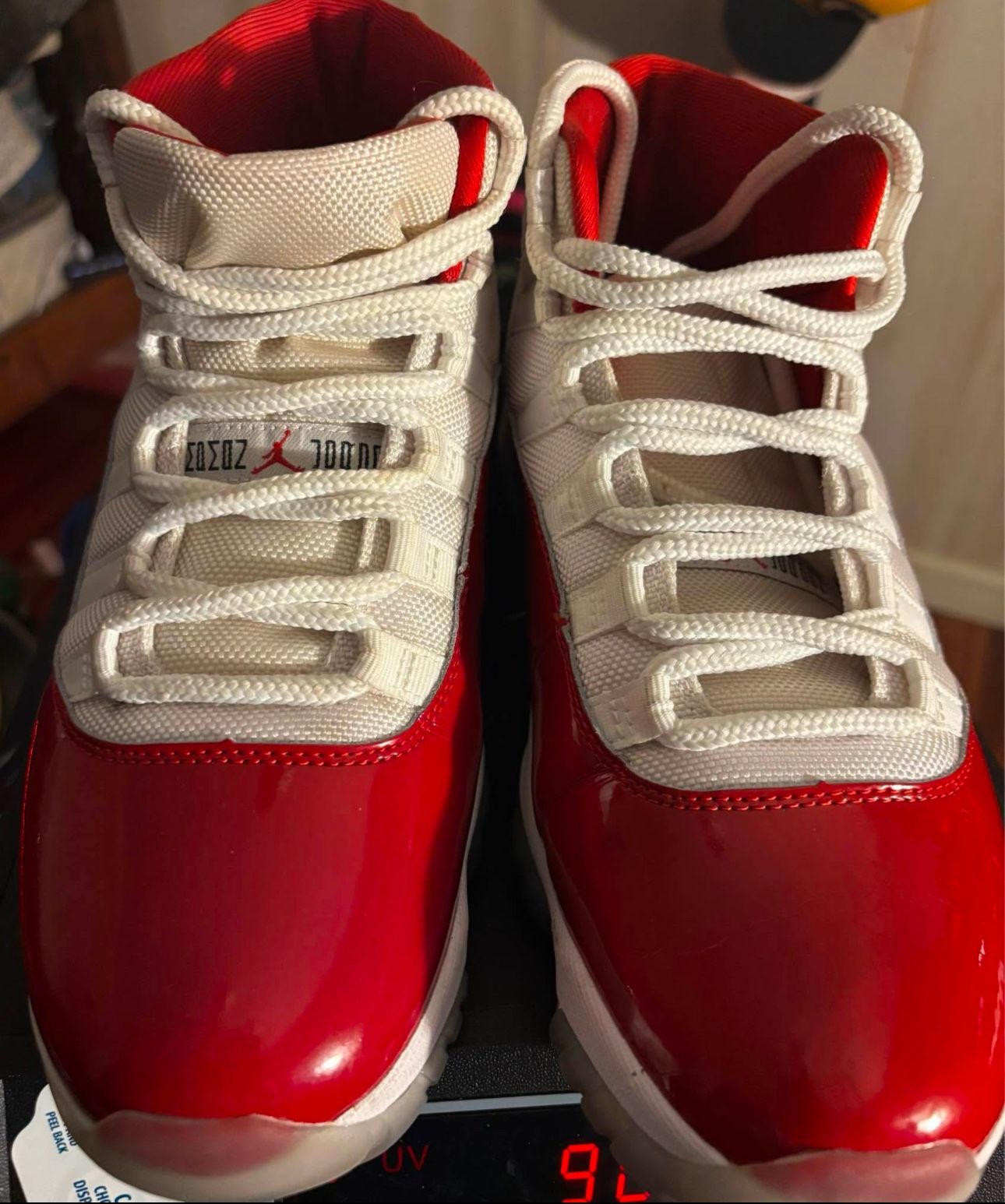 Air Jordan 11 Cherry