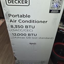 BLACK+DECKER Portable Air Conditioner, 12,000 BTU for Rooms Up To 550 Sq. Ft NEW