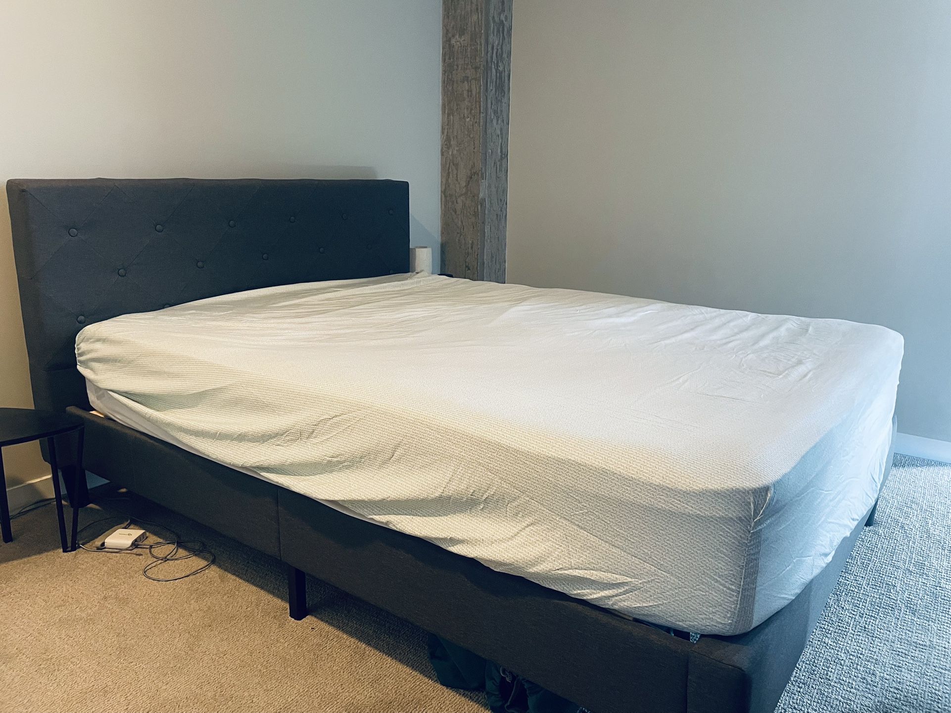 Zinus Shalini Queen Bed Frame