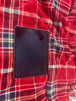 iPad Pro 12.9 6th Gen 1TB Cellular