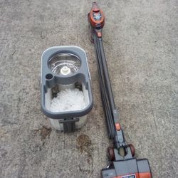 Shark Rocket Vacuum+Bucket 