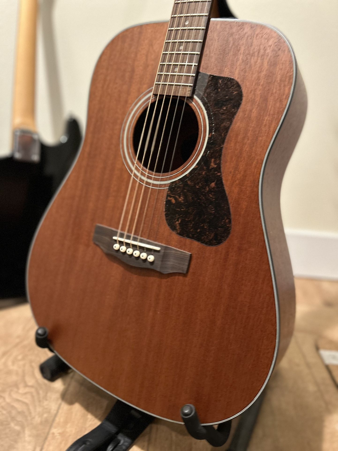 Guild DS 320 Acoustic