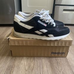 Reebok CL Nylon 