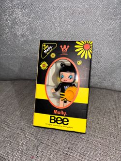 Little Molly Series Bugs Bee Mini Figure