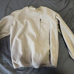 Uniqlo Fleece Sweater