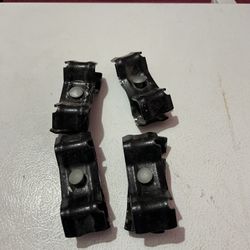 Kennel Attachment Bracket Clamps
