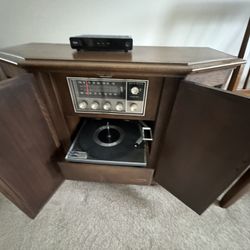 Record Player 