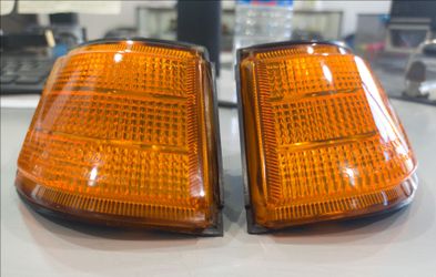 1985 to 1987 Honda Elite CH250 Scooter (Rear Turn Signal Lights/Blinkers)