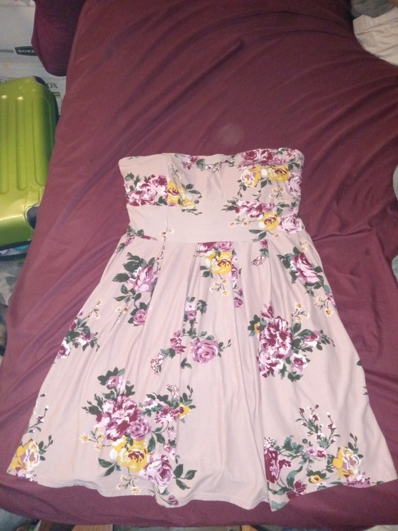 Strapless XL Pastel Plum,  and Floral Spring Dress