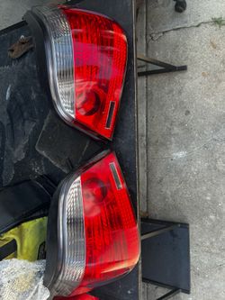 2009 BMW 5 Series tail lights