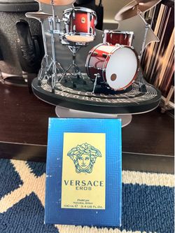 Versace eros