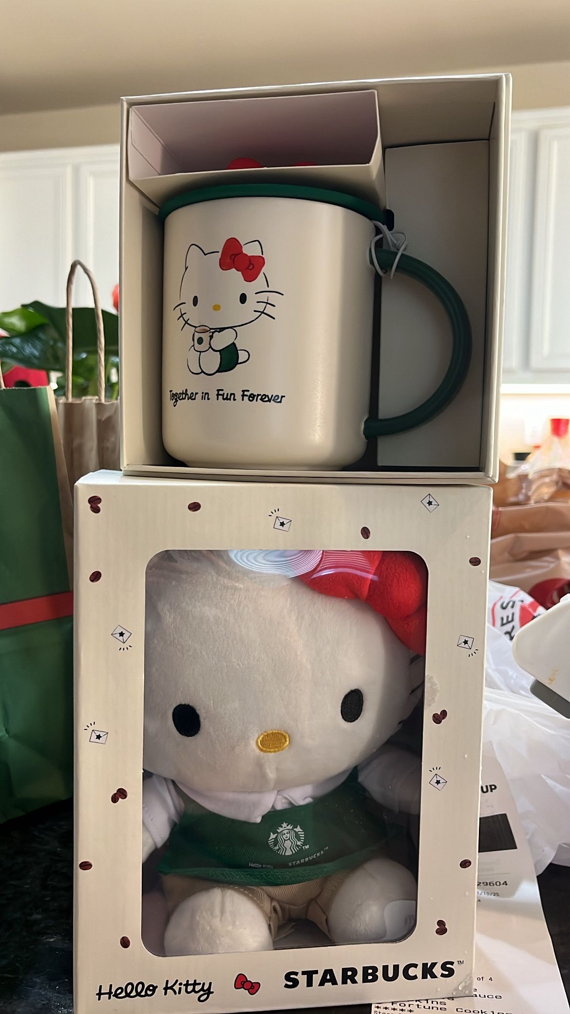 Hello Kitty Starbucks 