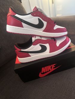 Jordan 1 Low Chicago (size 9.5)