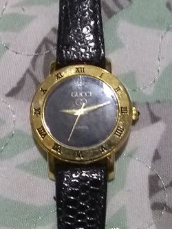 Gucci watch woman's needs battery $60