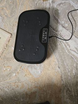 Plate vibration exercise machine