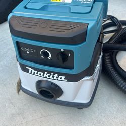New makita corded and cordless vacuum cleaner 36v asking $600 