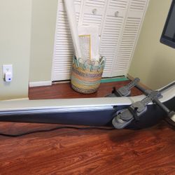Hydrow Rowing Machine 