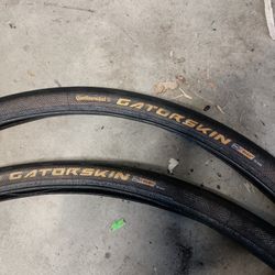 Continental GatorSkinz Tires, 700c