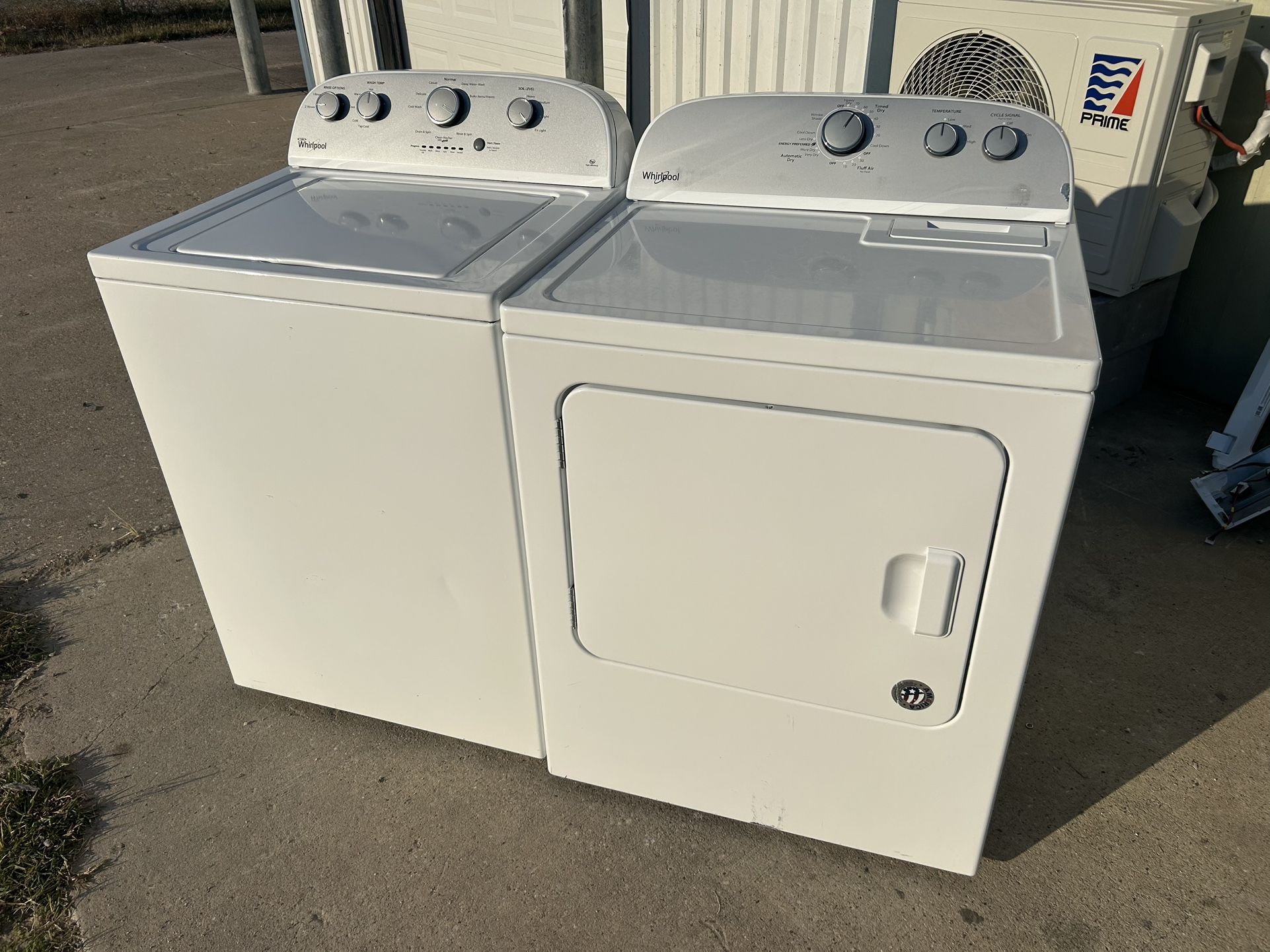 Whirlpool Washer & Electric Dryer $425