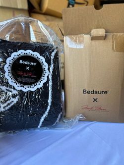 Bedsure x Marilyn Monroe Throw Blanket