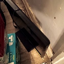 4 Non Smart TV 32's
