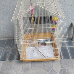 Medium Well Kept Bird Cage.