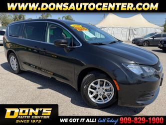 2020 Chrysler Voyager