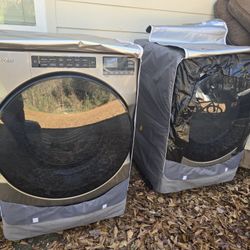  Whirlpool Washer & Dryer 