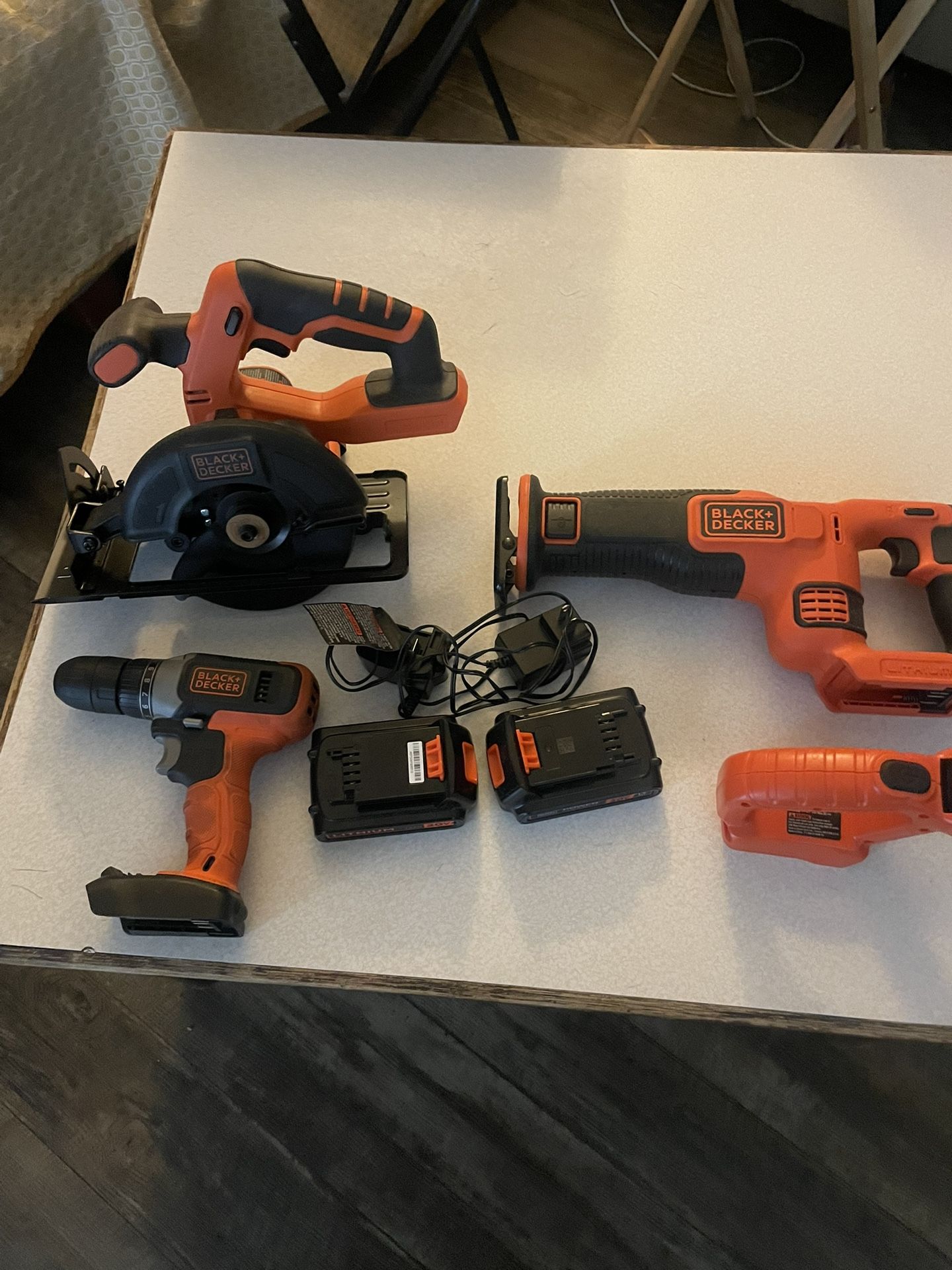 Power Tools, Black & Decker, Drill, Circular Saw, Reciprocating Saw, Flash Light, New, Drill used 2