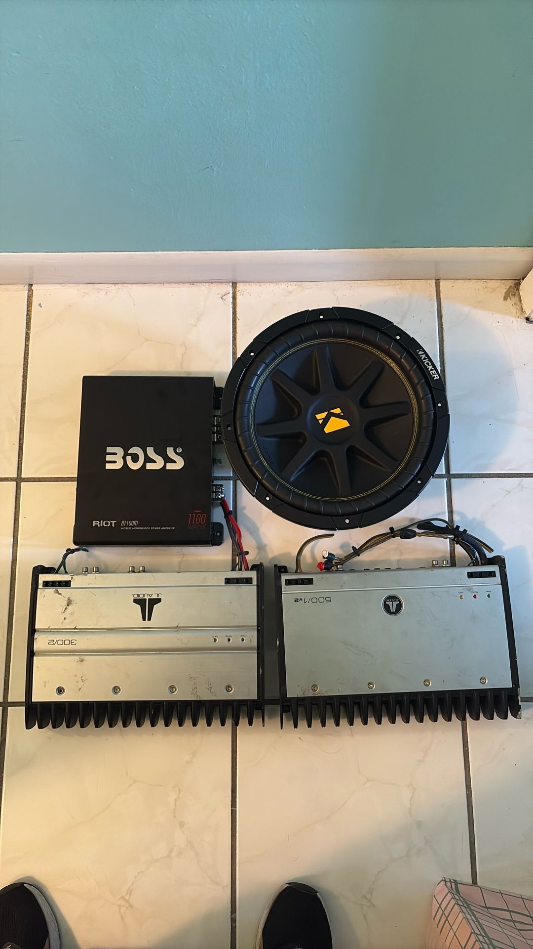 JL Audio 500/1v2 And 300/2  Boss Riot  R1100 Watts Kicker  12 Amplifier Used Lot 
