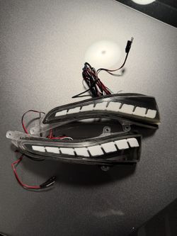 Infiniti Q50/Q60 V2 Sequential Mirror Lights
