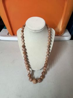 Graduated Beaded Strand Necklace