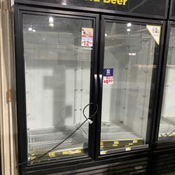 True 2-Glass Door Merchandisers ** see description
