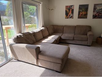 Oversized comfortable couch!