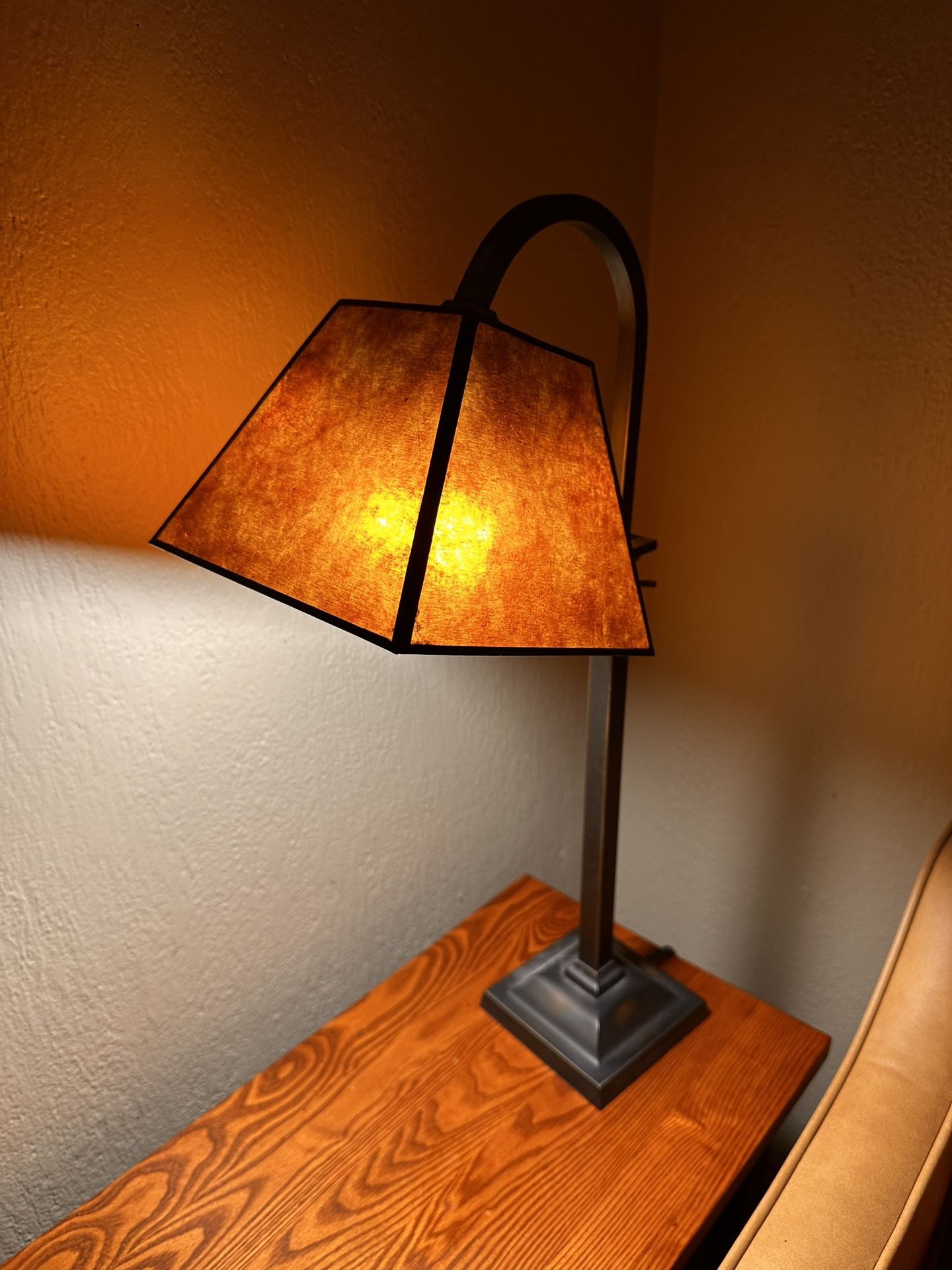 Vintage Height-adjustable Mica Lamp 
