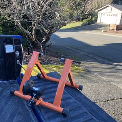 Bicycle Training Stand STP Like New Fitness Aerobic Spin Class Training Spin Training 