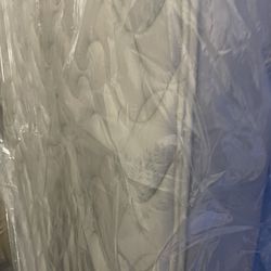 Queen Mattress. 150. Must Go Today. I Can Also Deliver.