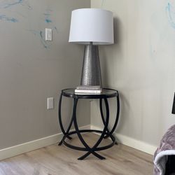 2 Side Table Lamps 